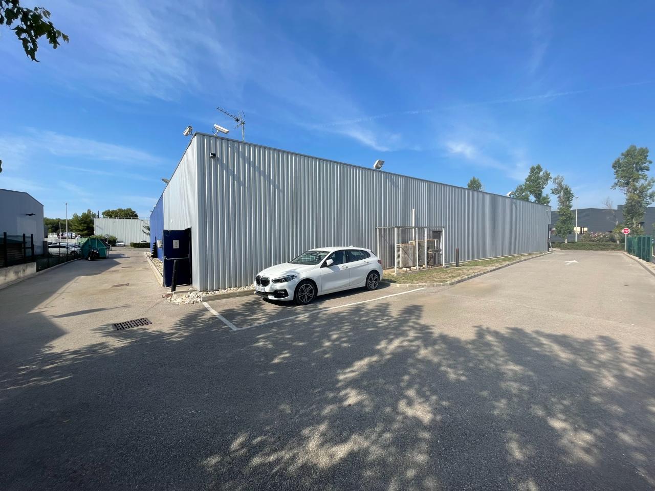 Commerce Saint-Mitre-les-Remparts 400m² Location commerce Saint-Mitre-les-Remparts Bouches-du-Rhône OLCOM2425408 6